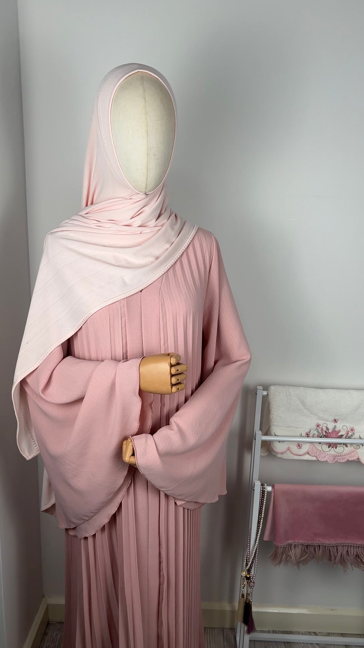 OLD ROSE PLEATED DRESS