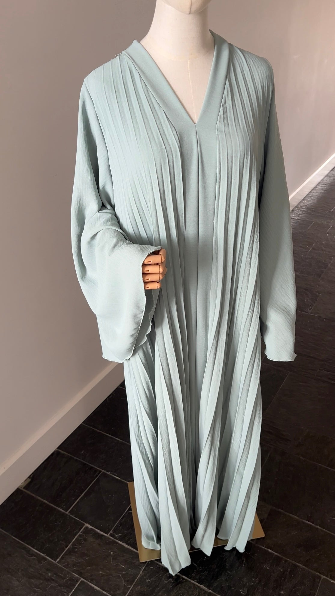 PLEATED DRESS BLUE MINT
