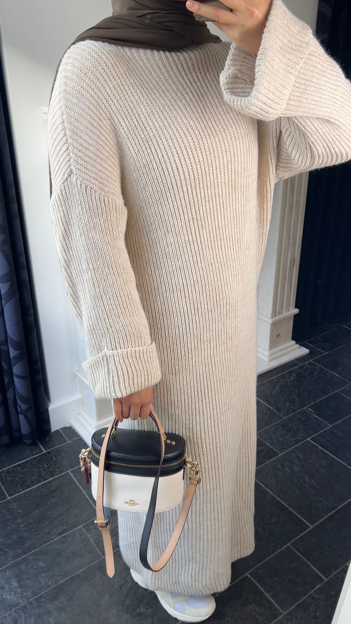 BEIGE KNIT DRESS