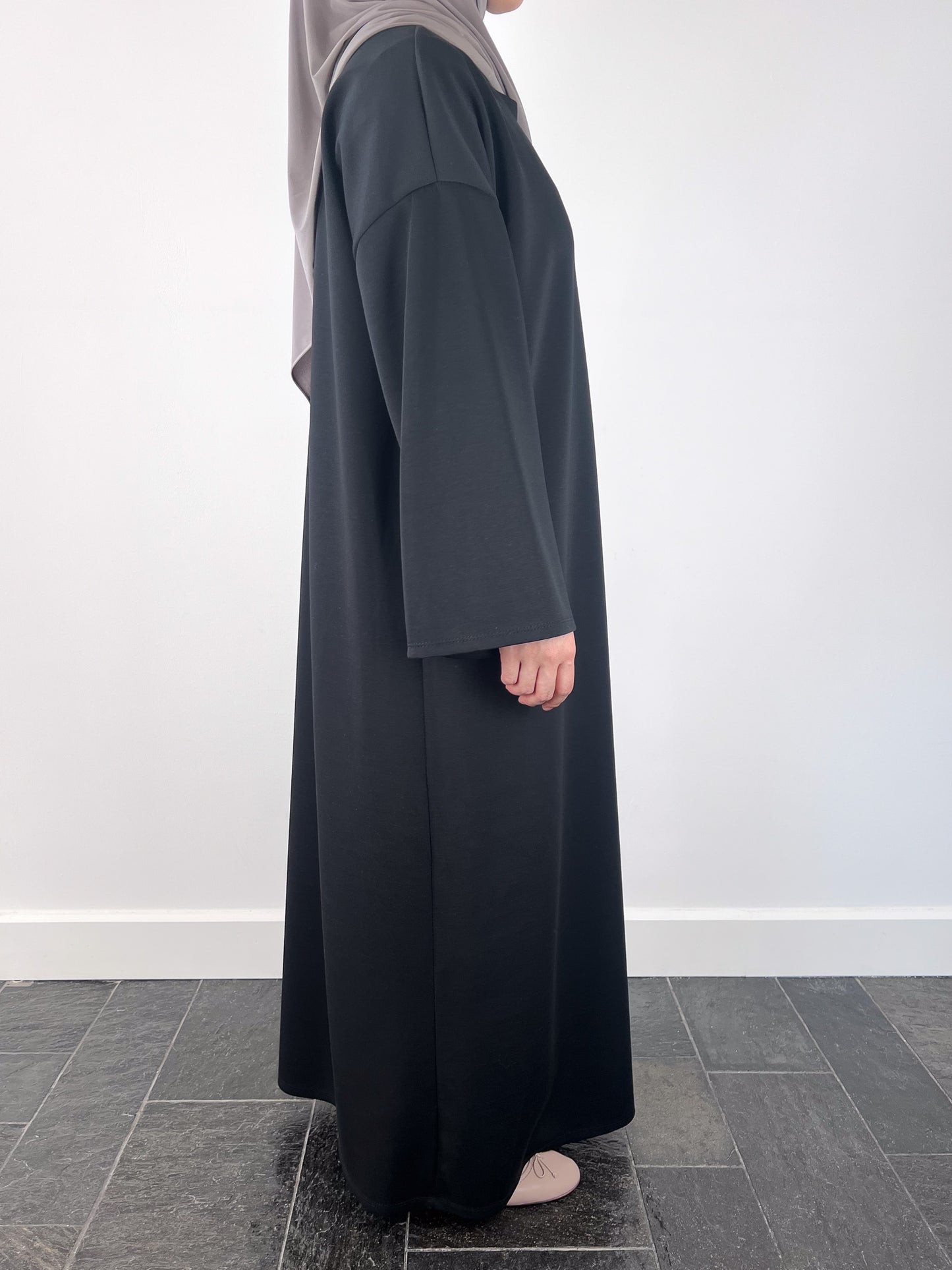 BLACK ESSENTIAL DRESS