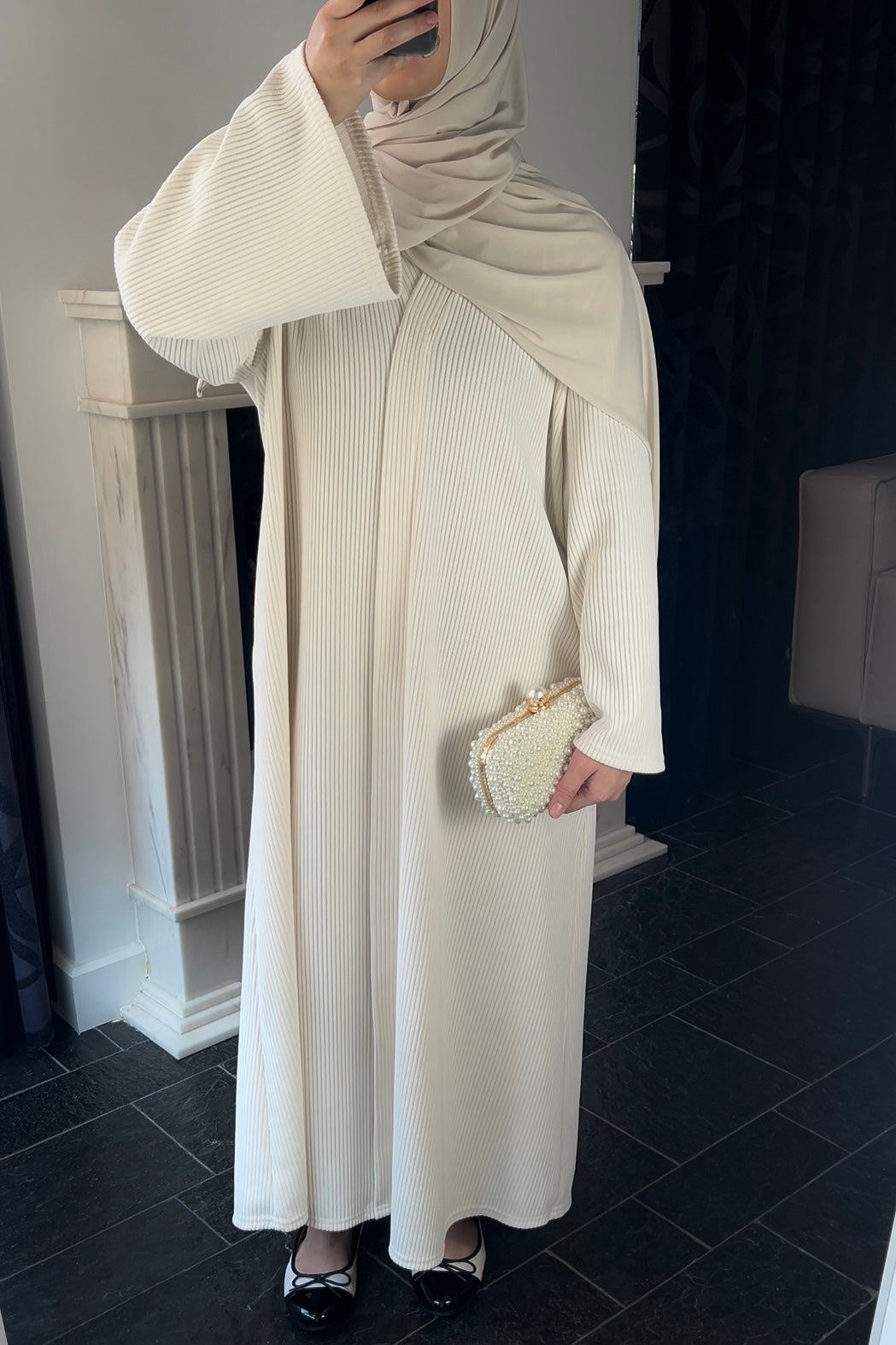 OFF-WHITE RIBBED ABAYA