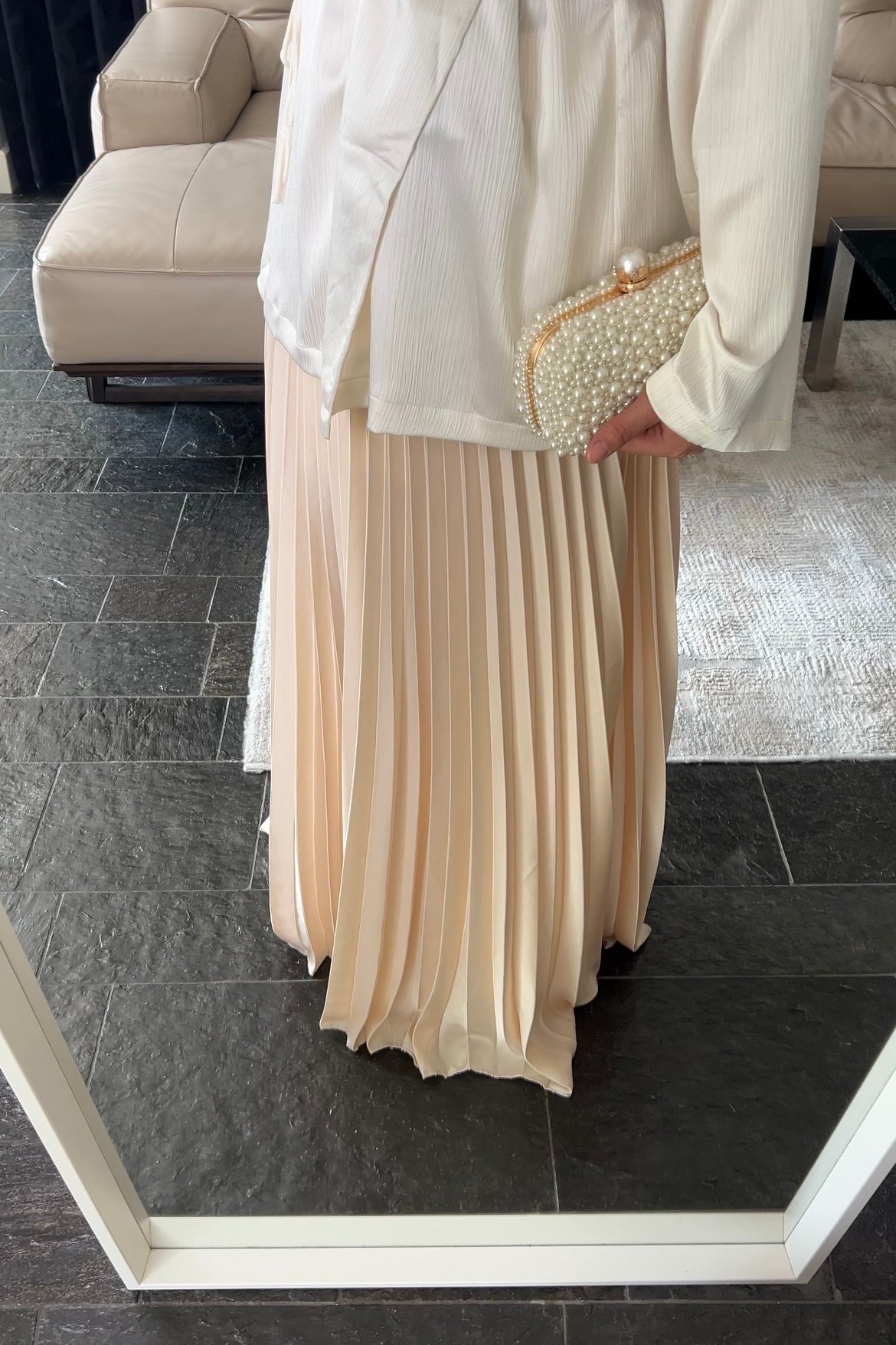 CHAMPAGNE SATIN PLISSÉ SKIRT