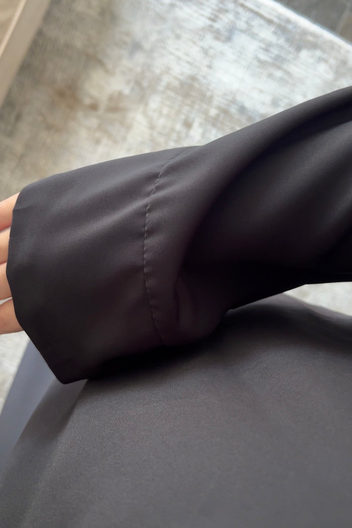 BLACK ESSENTIAL SILK DRESS