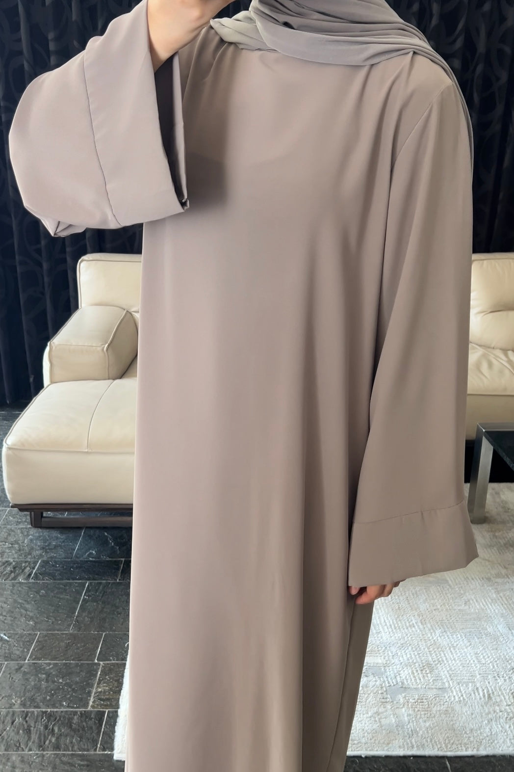 TAUPE ESSENTIAL SILK DRESS