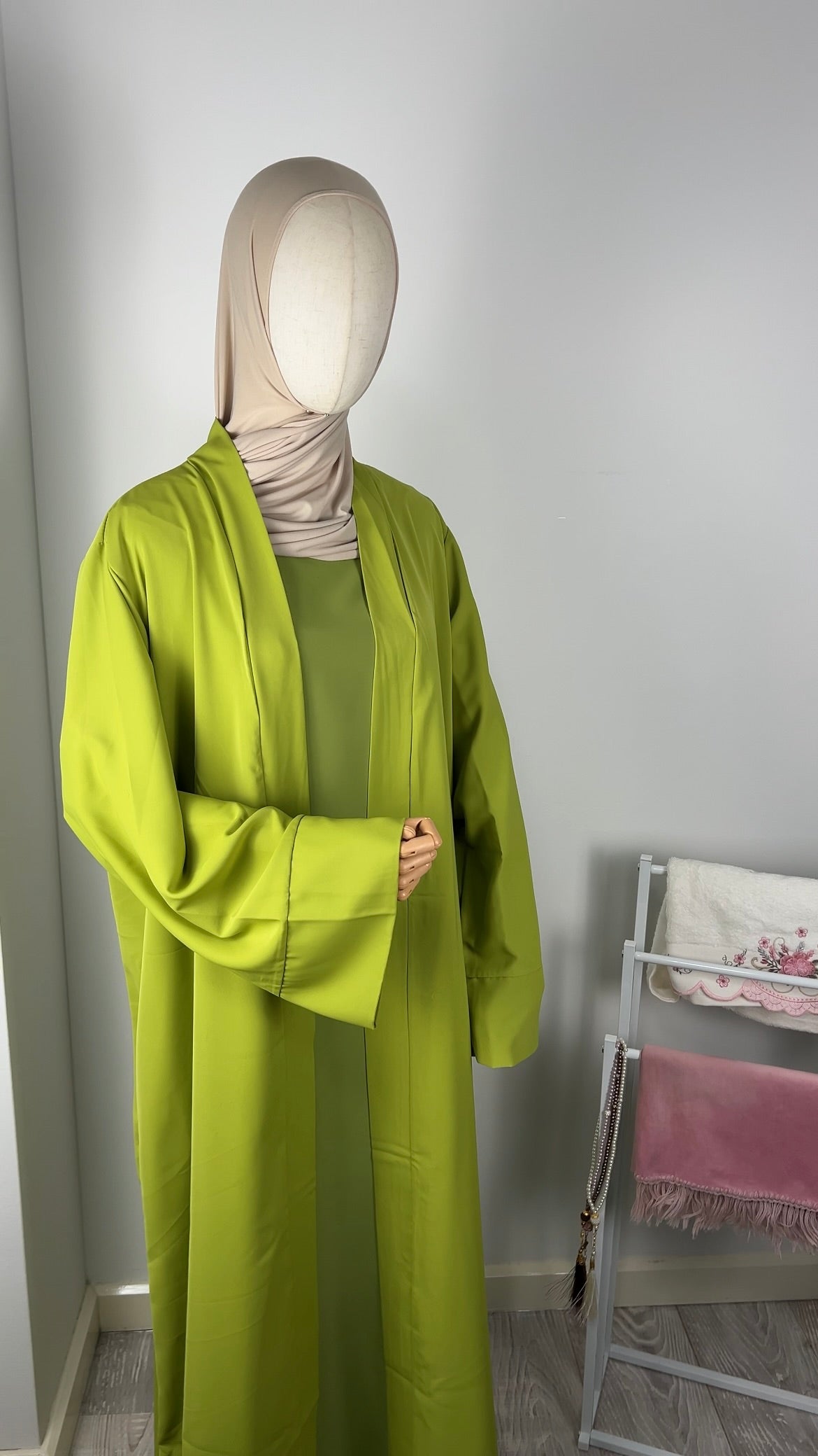 SILK KIMONO OLIVE