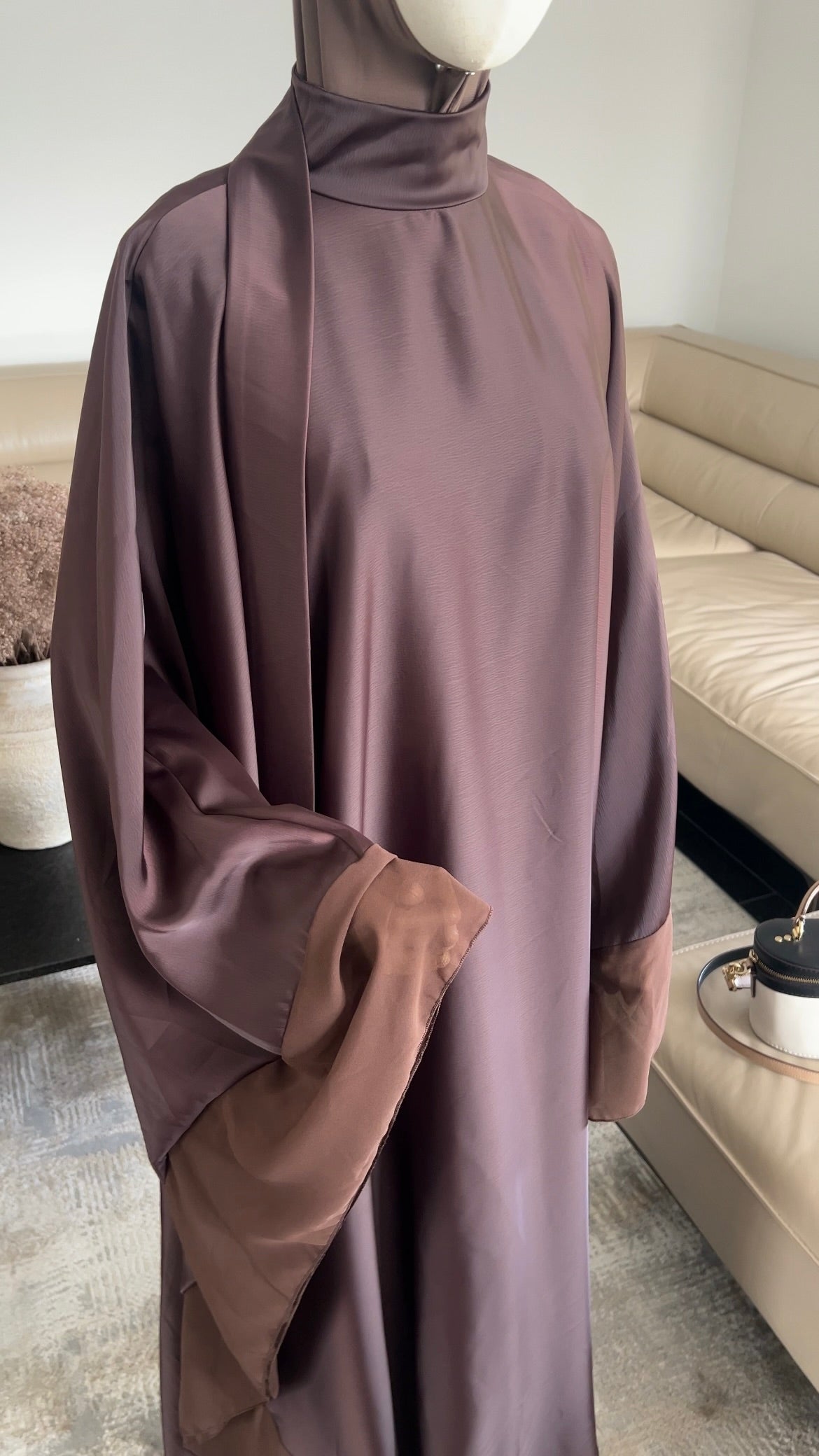 LAYERED PREMIUM DRESS DARK BROWN