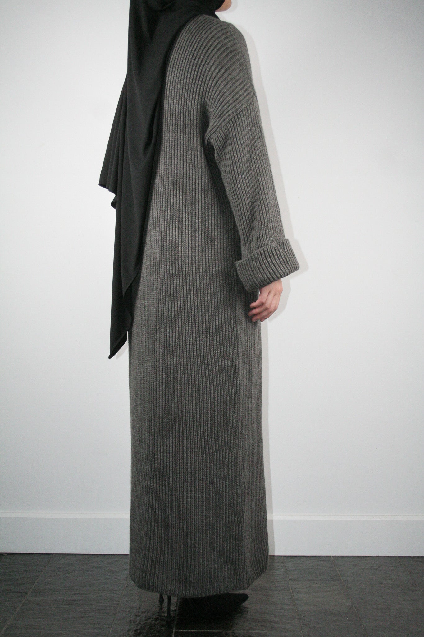 CHARCOAL KNIT DRESS