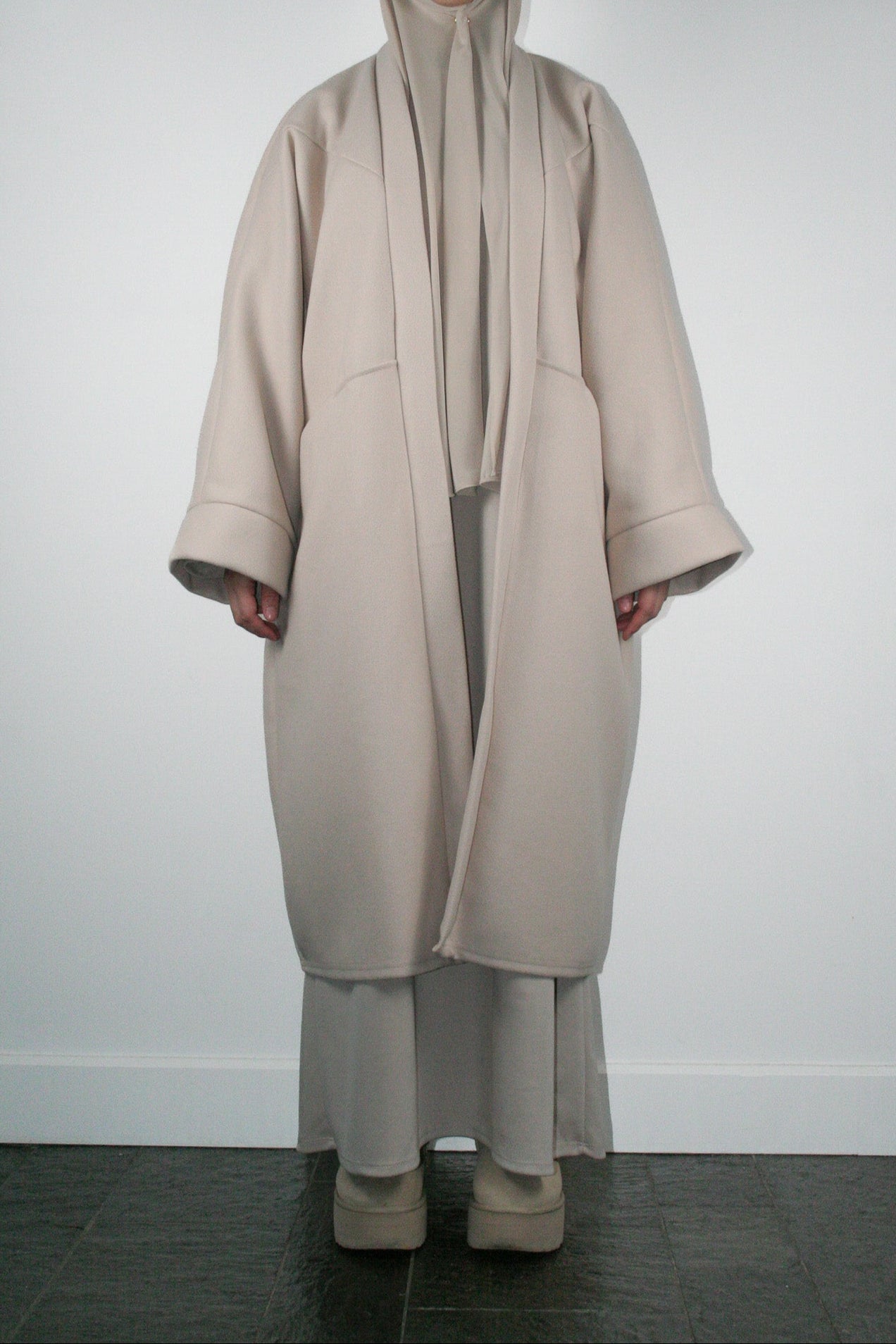 BEIGE OVERSIZED COAT