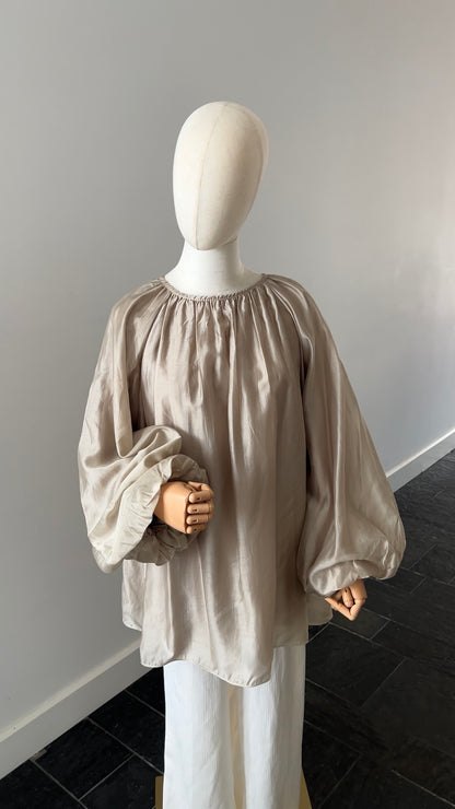 CLOUD TOP TAUPE (double lined, not see through)