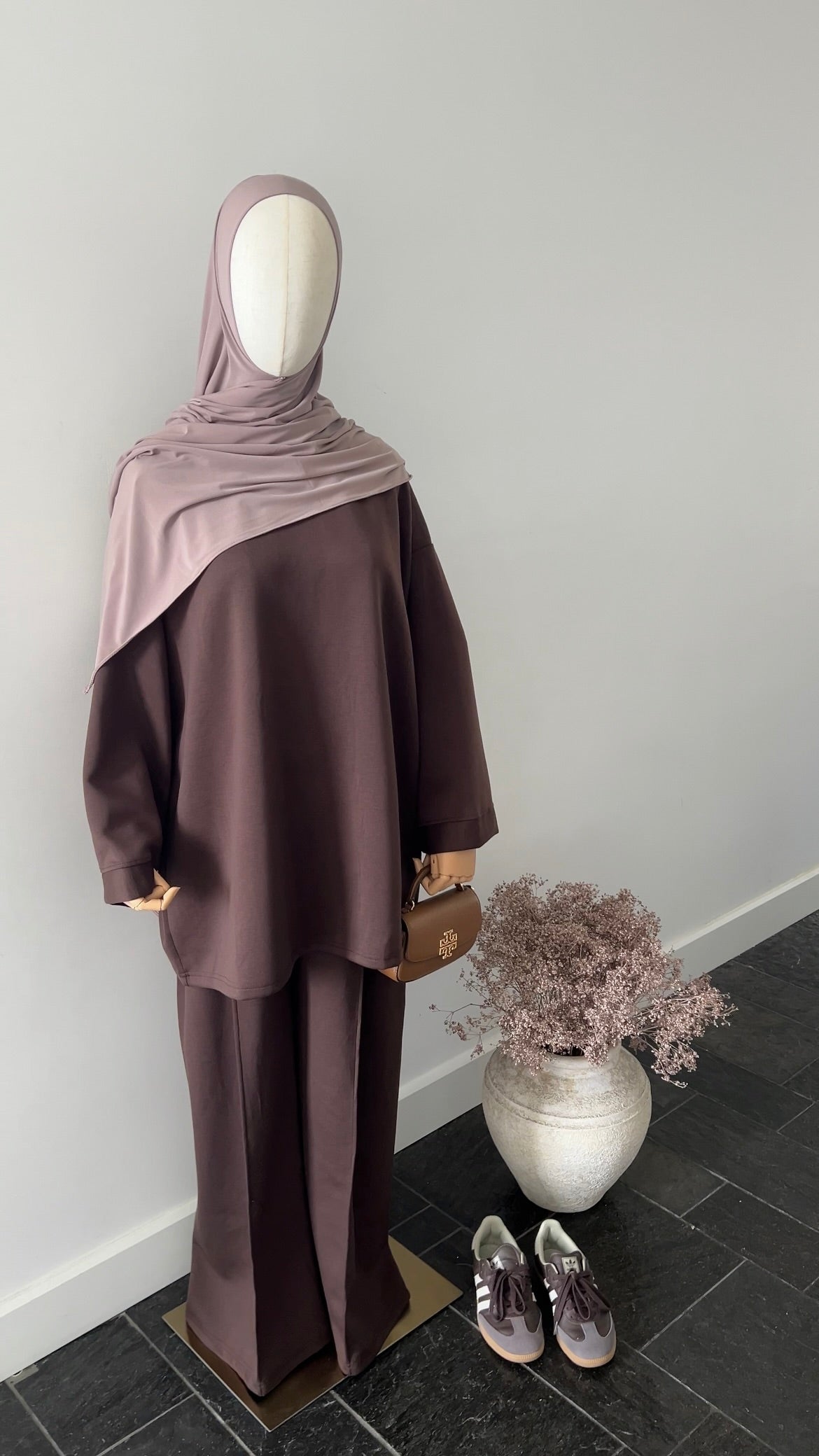 ESSENTIAL SET BROWN