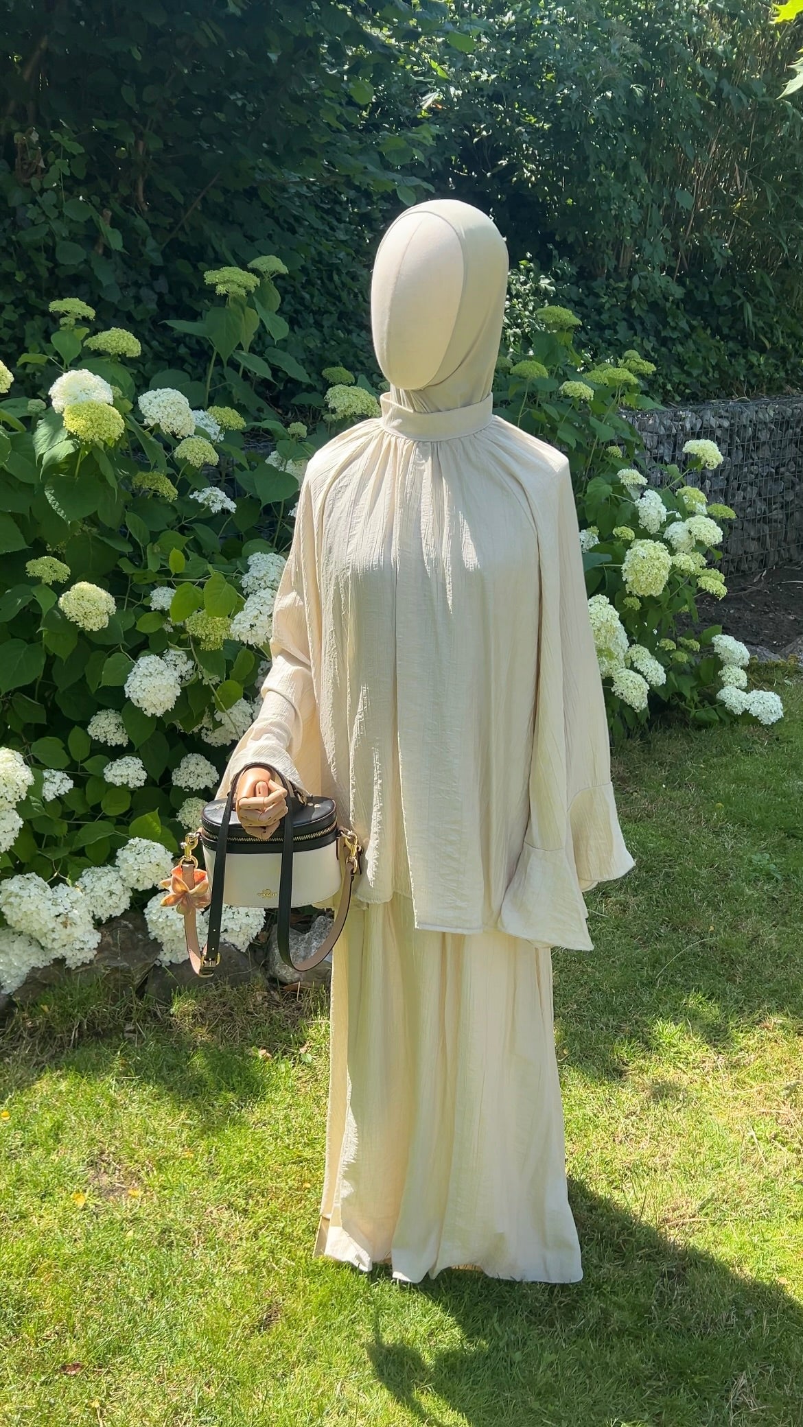 AIRY ESSENTIAL SET BEIGE