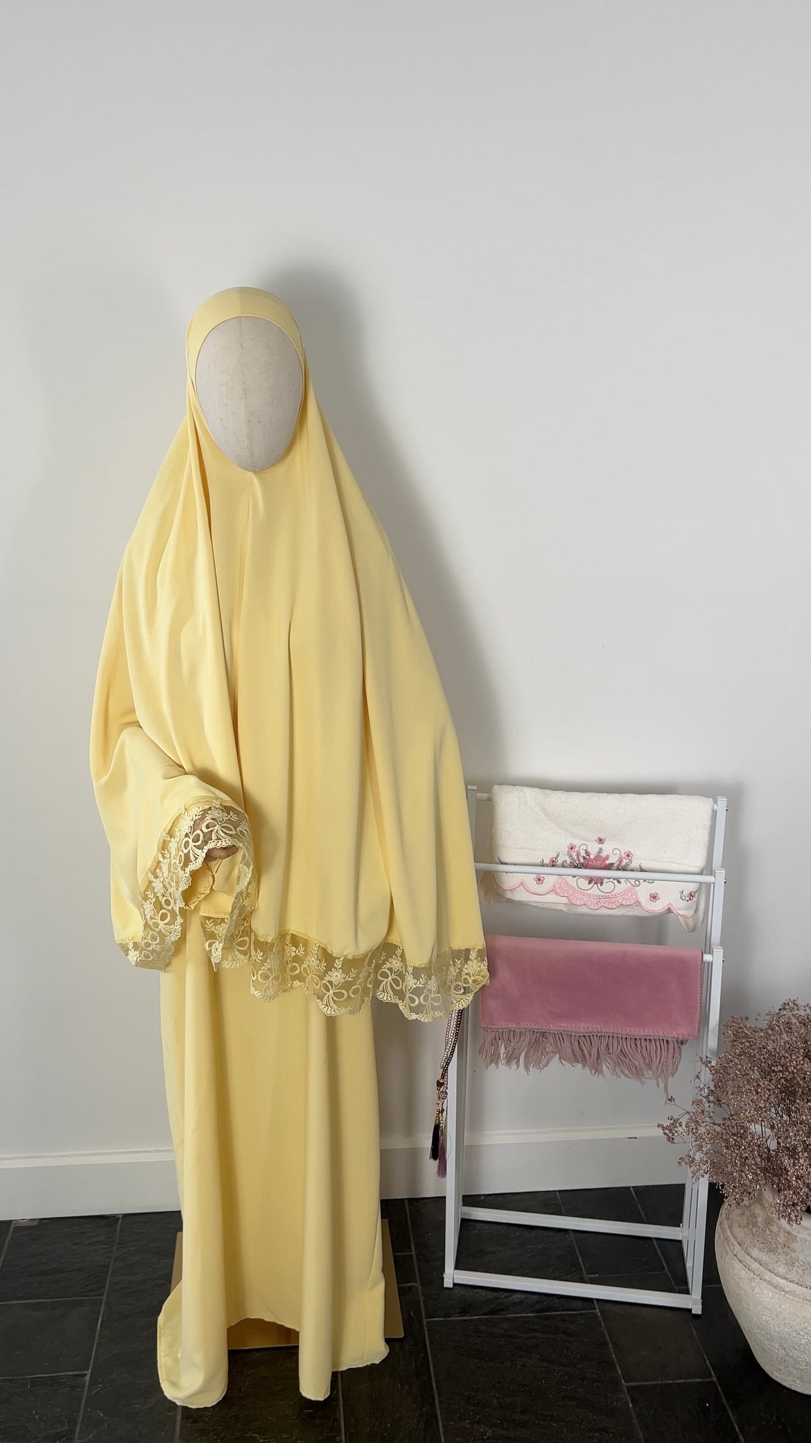 LACE KHIMAR SET BUTTERYELLOW