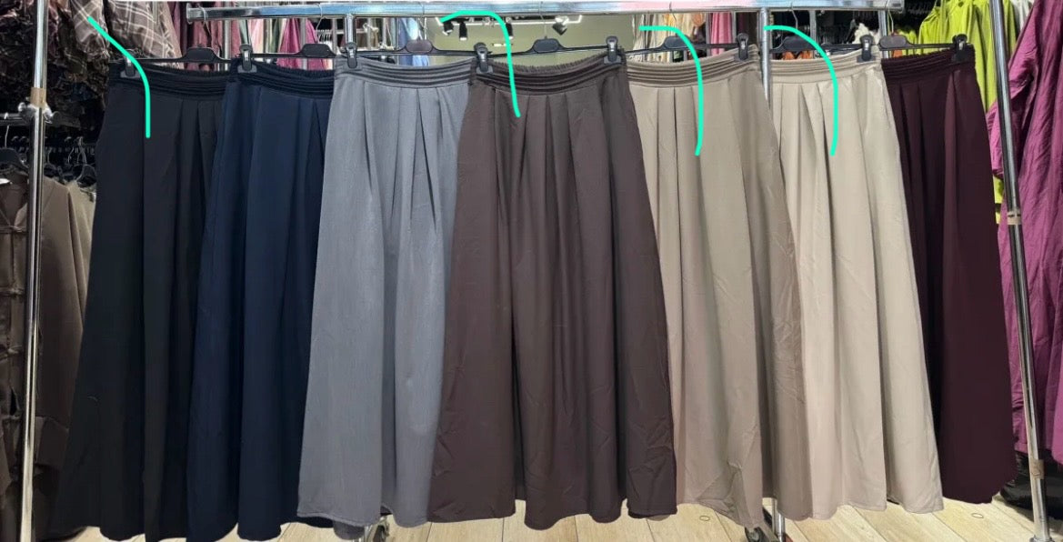 Fall skirt with lines  (Black, Brown, taupe, beige)
