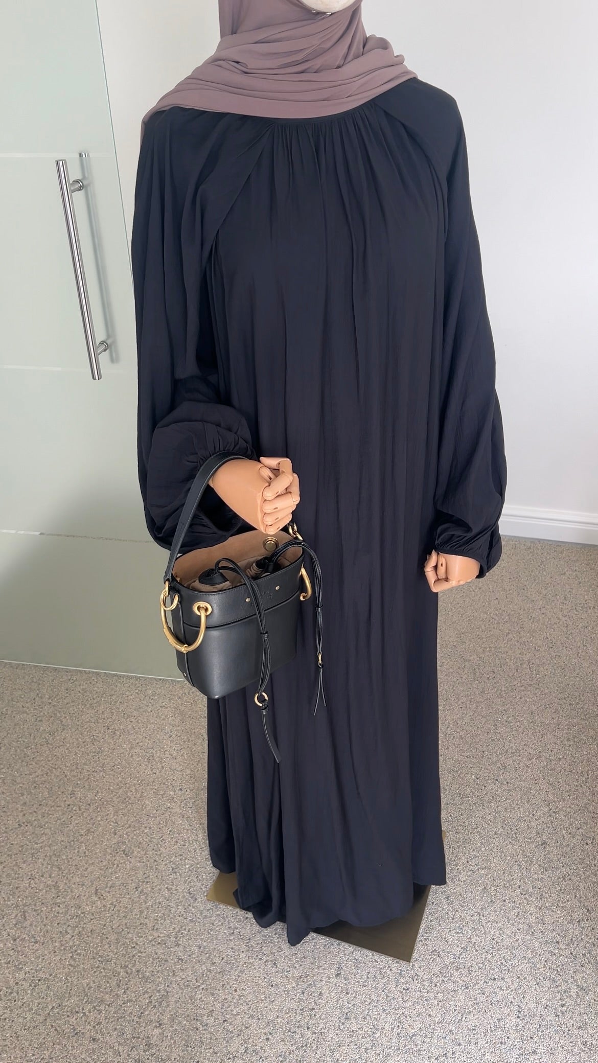 SOFT VISCOSE ABAYA BLACK