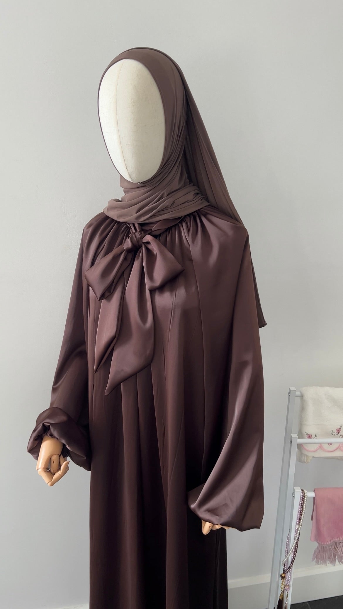 SATIN BOW TIE DRESS BROWN
