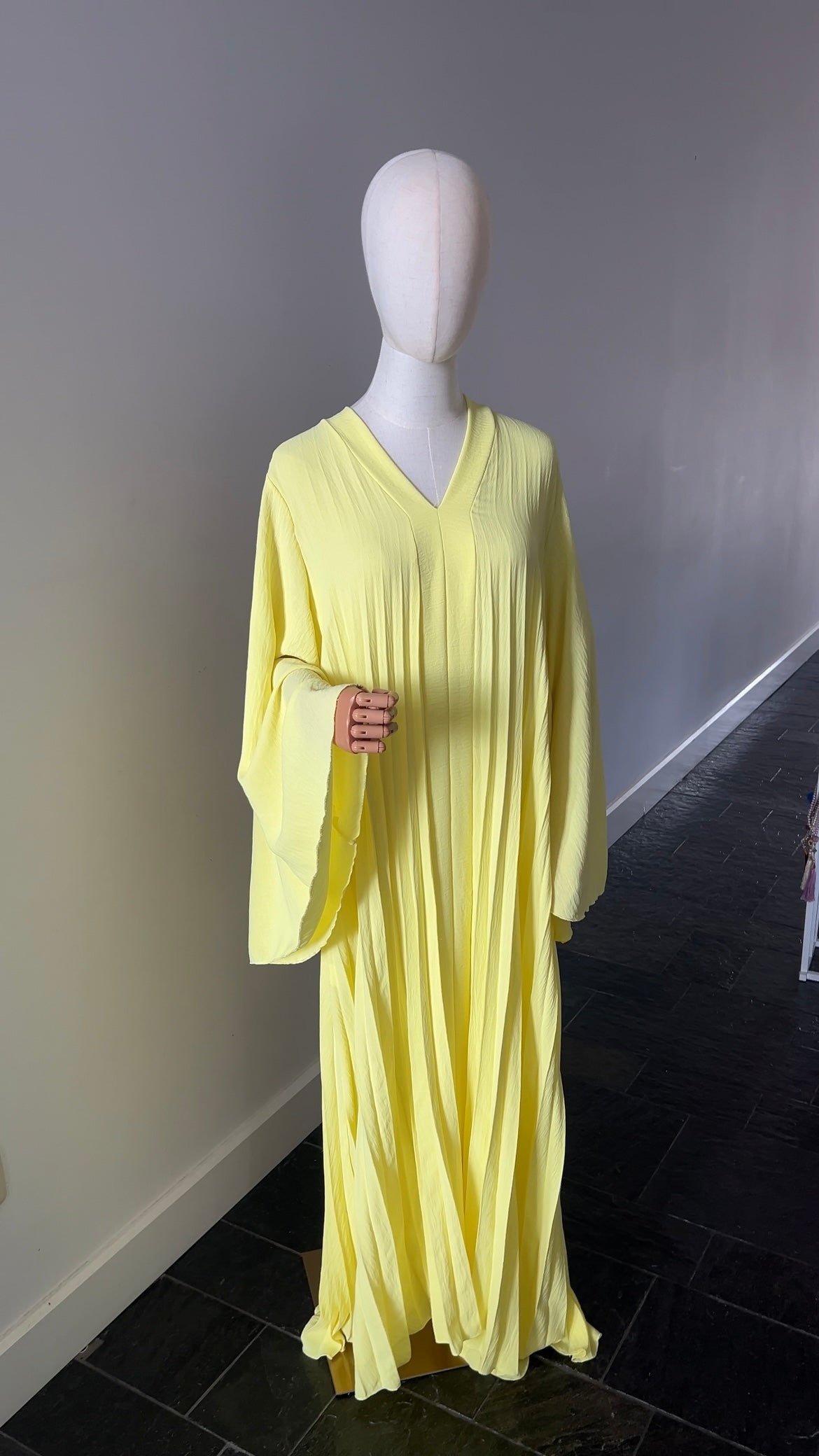 PLEATED DRESS YELLOW