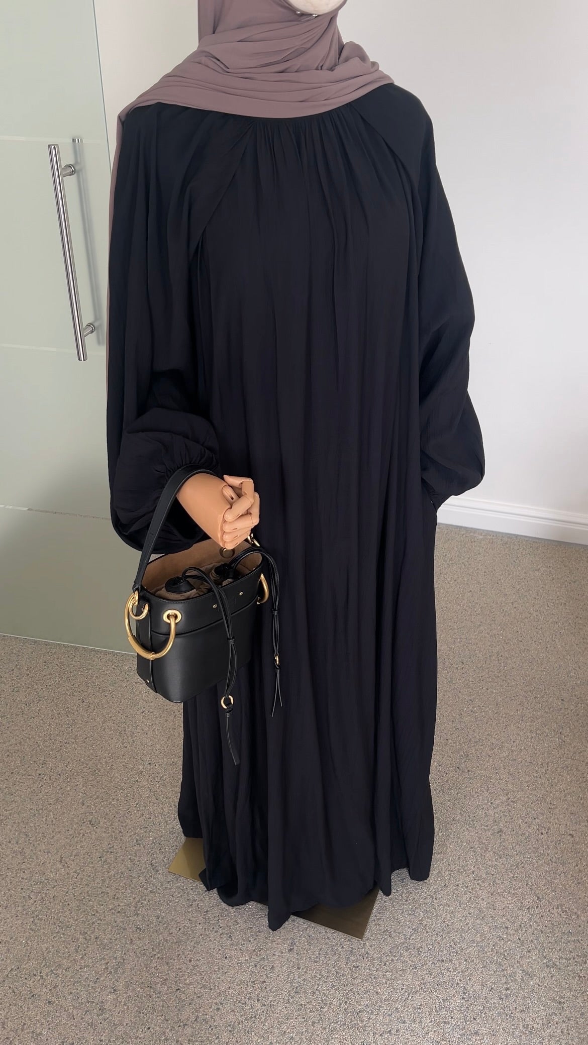 SOFT VISCOSE ABAYA BLACK