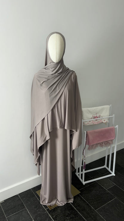 JERSEY CAPE SET TAUPE
