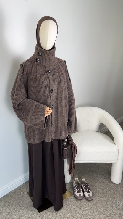 BUTTON KNIT CARDIGAN TAUPE