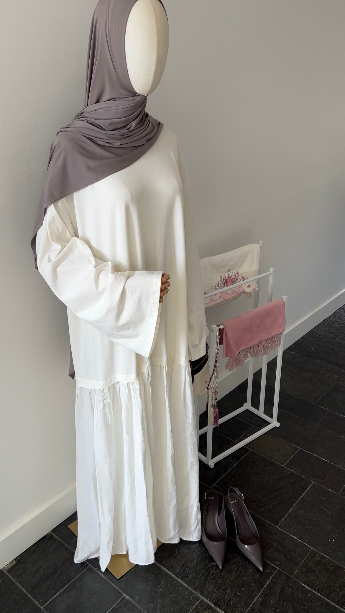 LONGSLEEVE RUFFLE DRESS OFF-WHITE