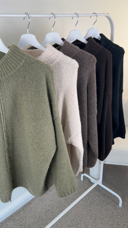 FLUFFY KNIT ZIPPER TAUPE