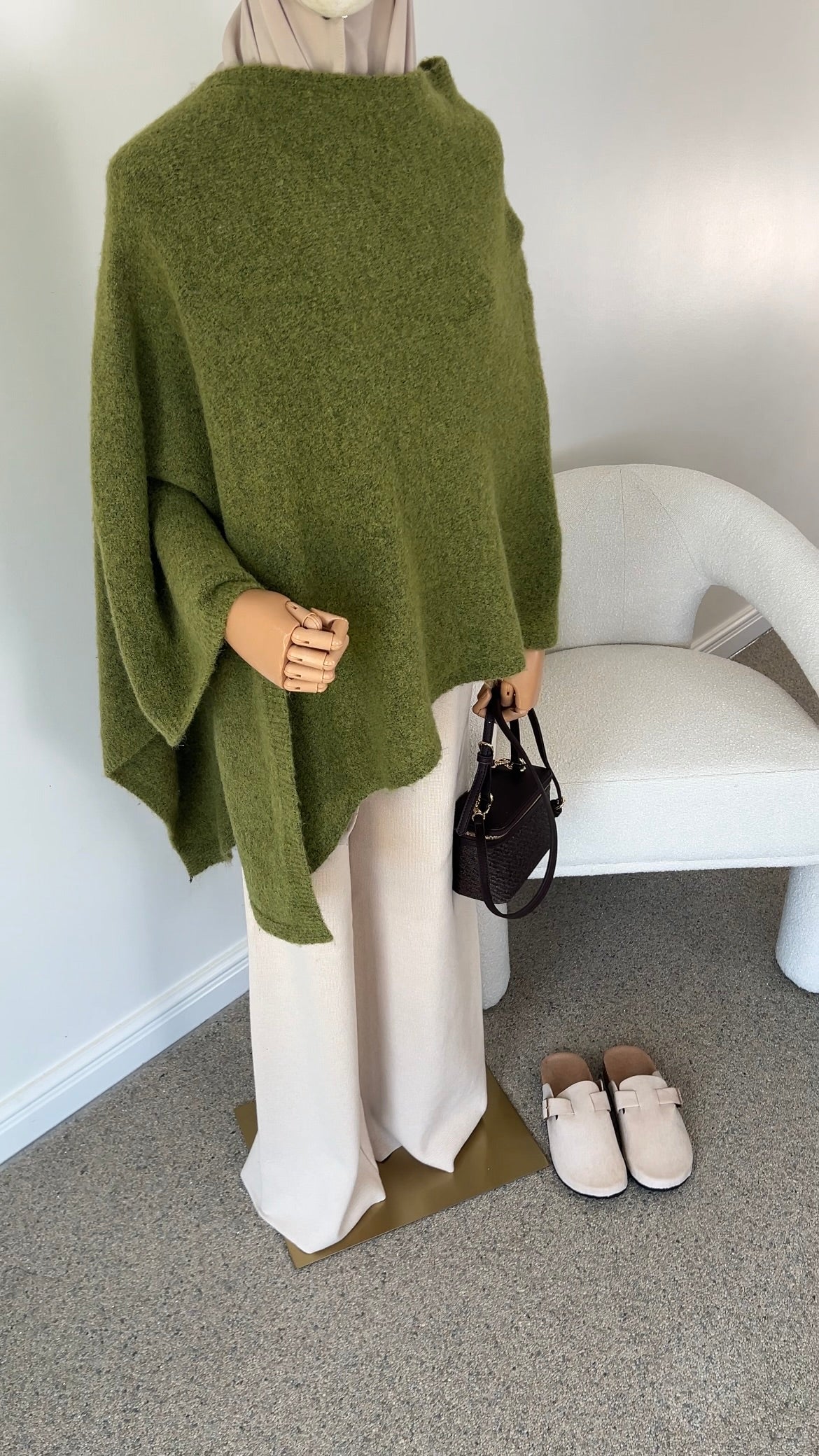 KNIT PONCHO OLIVE (RESTOCKING SOON)