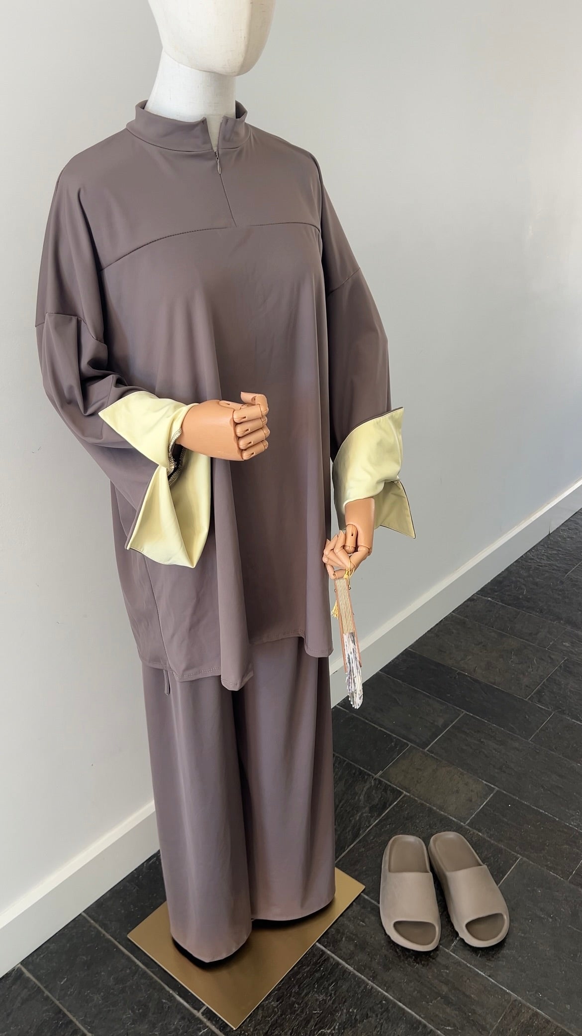 SLEEVE BURKINI DARK TAUPE/YELLOW