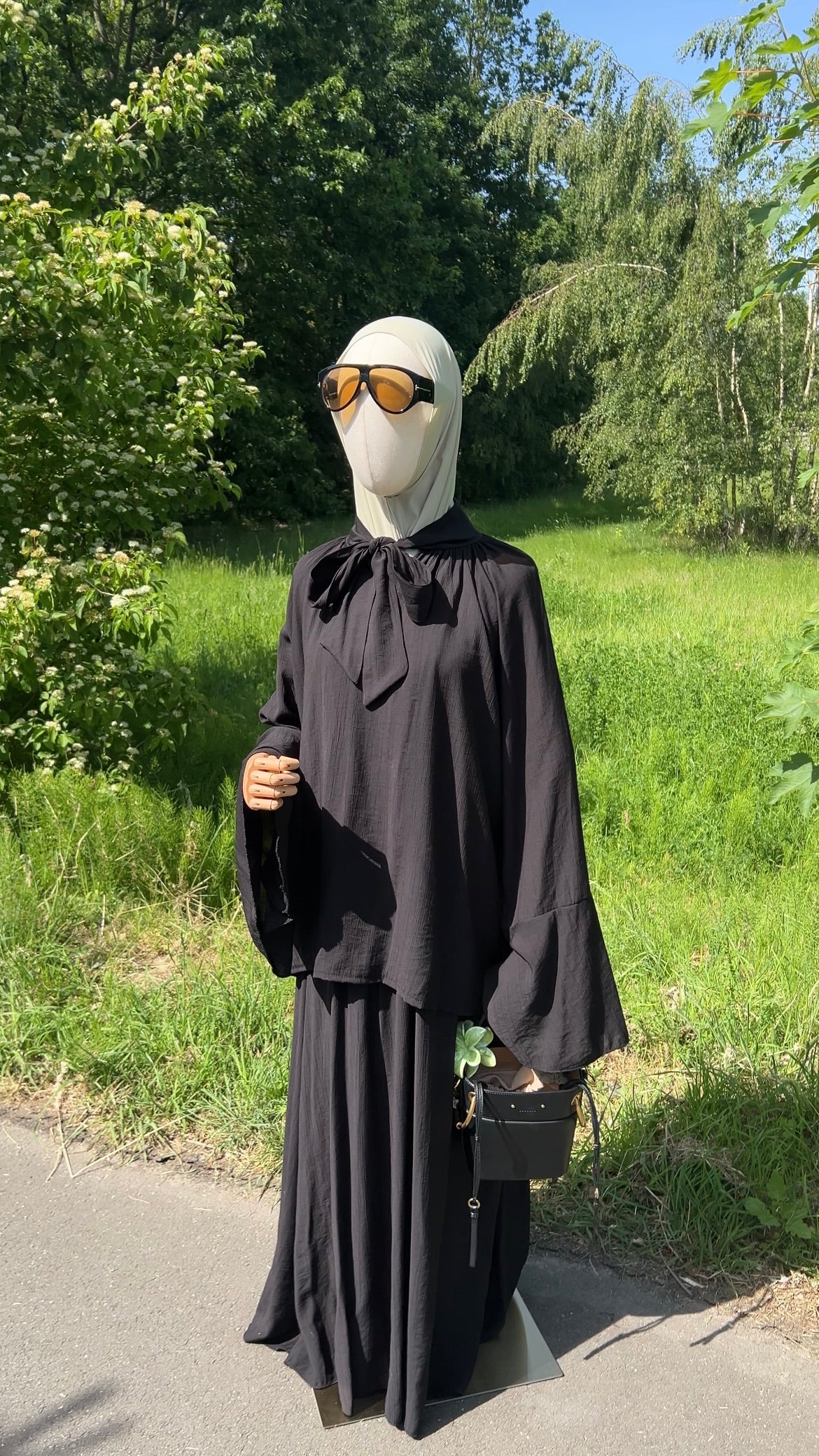 AIRY SET BLACK
