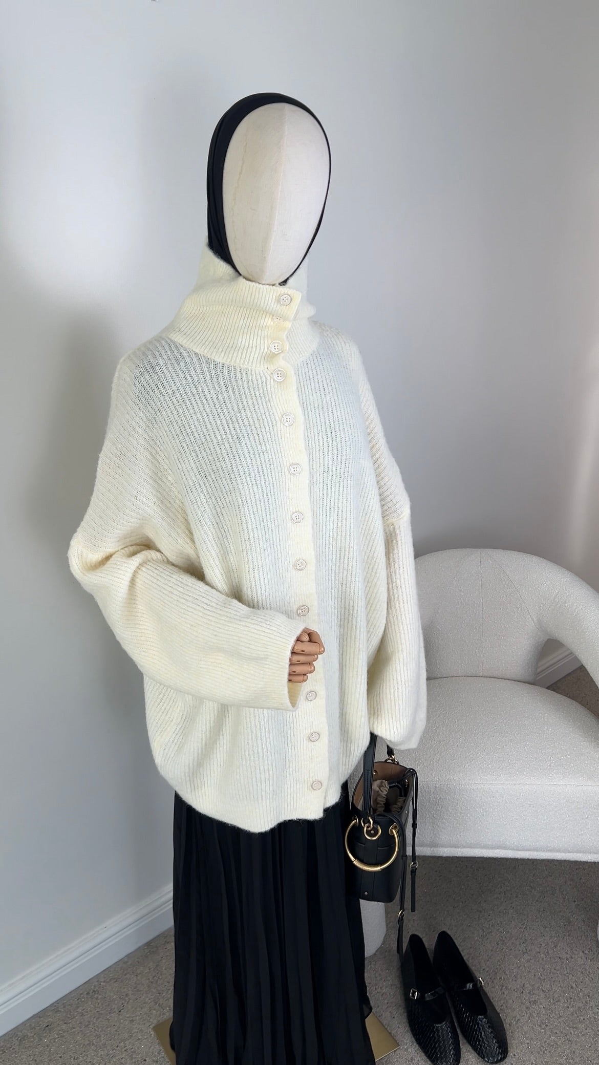 HIGH NECK KNIT SWEATER OFF WHITE
