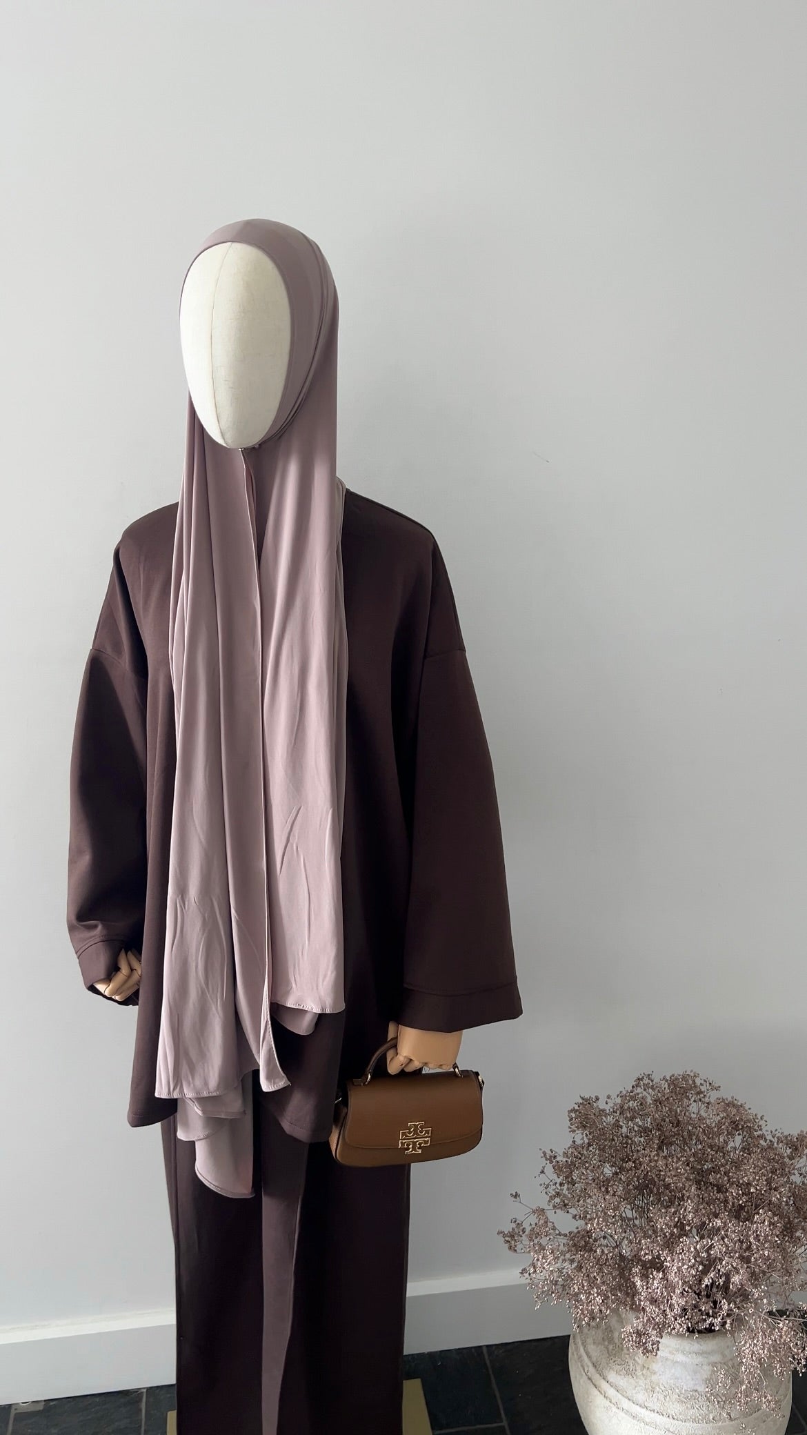 ESSENTIAL SET BROWN