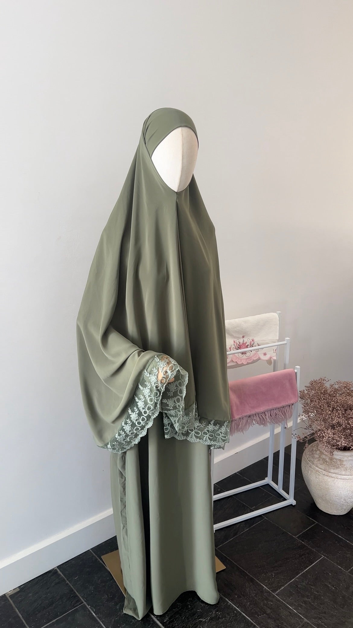 LACE KHIMAR SET GREEN