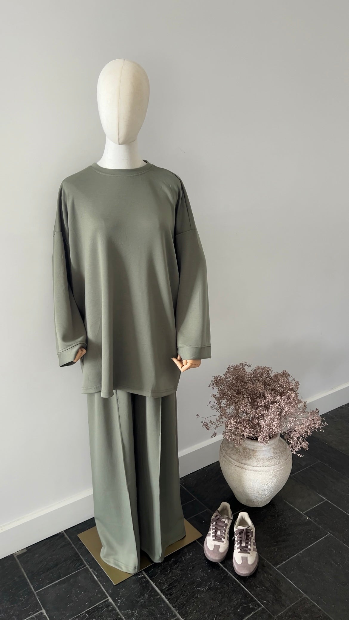 ESSENTIAL SET KHAKI