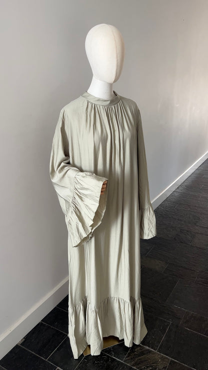 AIRY DRESS SAGE GREEN