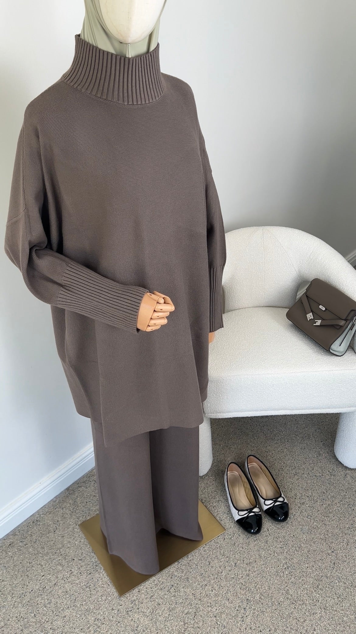 ELEGANT KNIT SET TAUPE