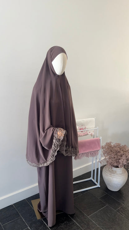 LACE KHIMAR SET DARK TAUPE