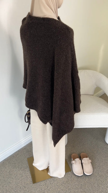 KNIT PONCHO DARK BROWN (RESTOCKING SOON)