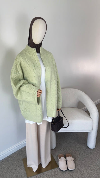 CABLE ZIPPER SAGE GREEN (RESTOCKING SOON)