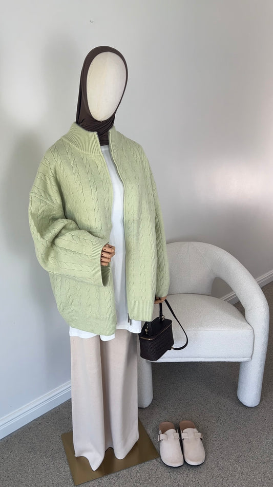 CABLE ZIPPER SAGE GREEN (RESTOCKING SOON)