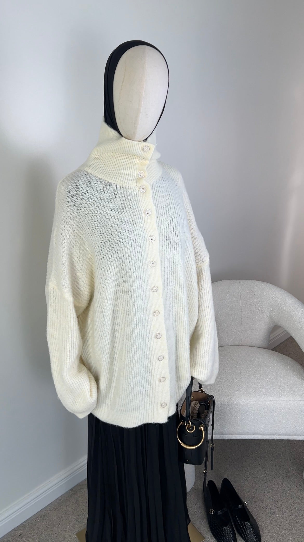 HIGH NECK KNIT SWEATER OFF WHITE