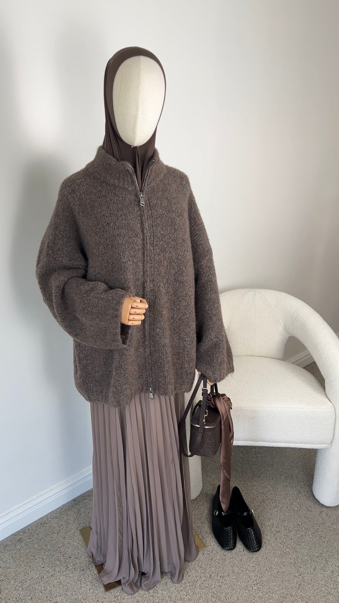 DOUBLE LINED PLISSÉ SKIRT TAUPE