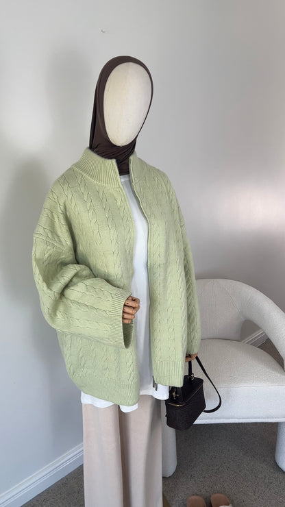 CABLE ZIPPER SAGE GREEN (RESTOCKING SOON)