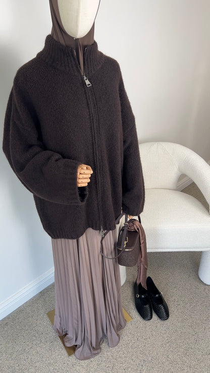 FLUFFY KNIT ZIPPER DARK BROWN