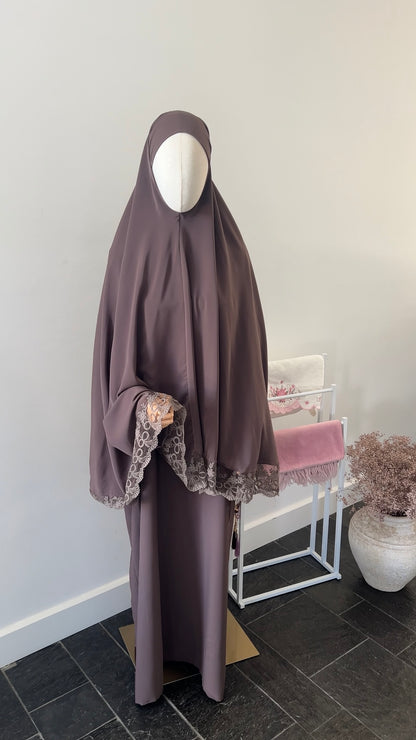 LACE KHIMAR SET DARK TAUPE