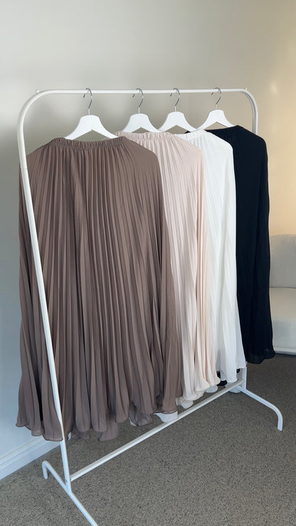 DOUBLE LINED PLISSÉ SKIRT BLACK