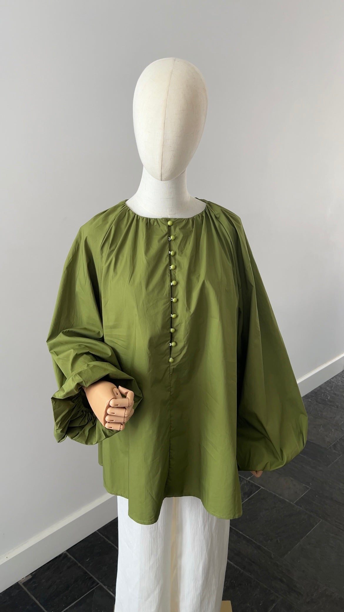 COTTON PUFF TOP OLIVE