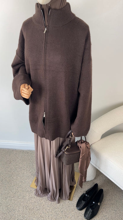 OVERSIZED KNIT ZIPPER DARK BROWN