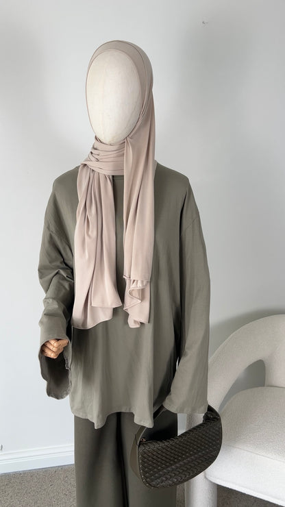 COTTON EXTRA LONGSLEEVE LIGHT OLIVE