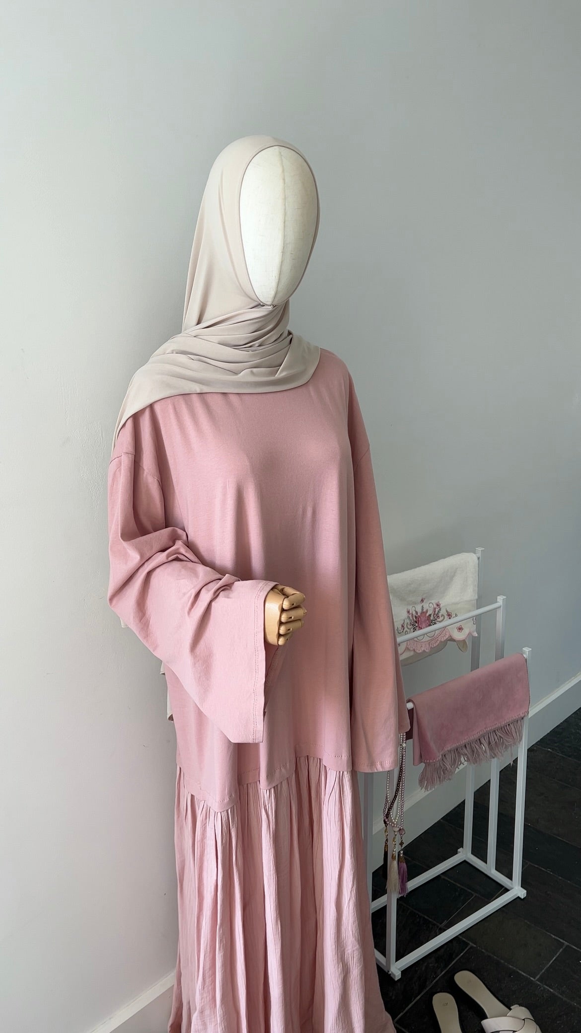 LONGSLEEVE RUFFLE DRESS PINK