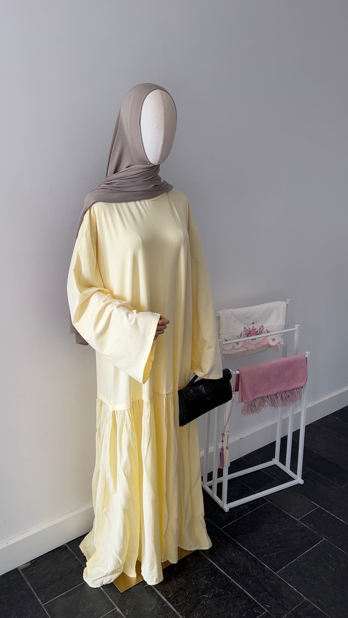LONGSLEEVE RUFFLE DRESS BUTTER YELLOW
