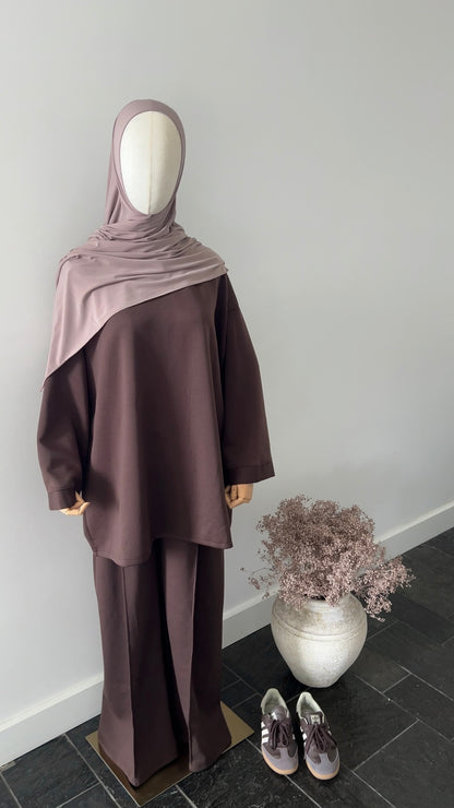 ESSENTIAL SET BROWN